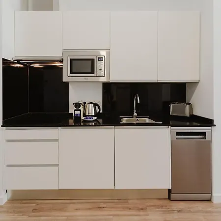 O&l Punonrostro Bright Minimalist Apartment