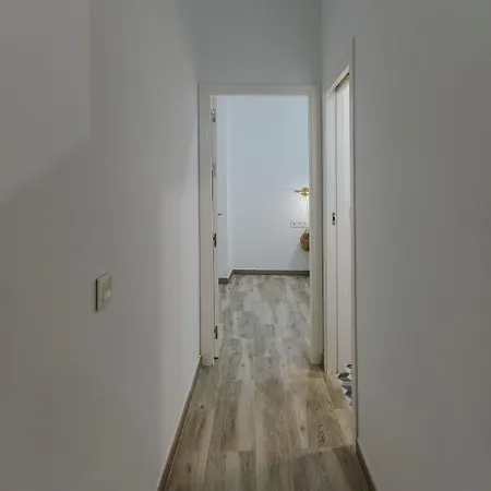 O&l Punonrostro Bright Minimalist Apartment *