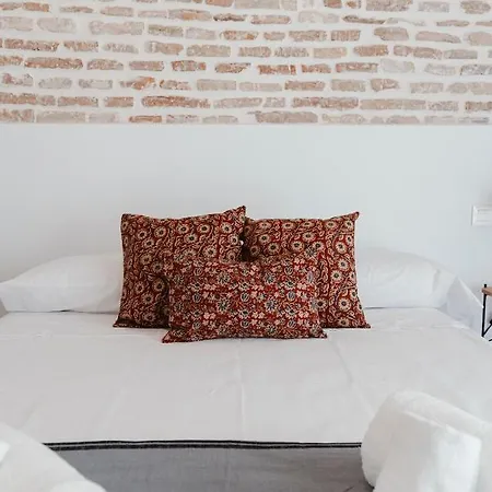 O&l Punonrostro Bright Minimalist Seville