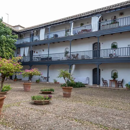 En Monumento Historico Nacional Corral Del Conde-duque De Olivares Lägenhet