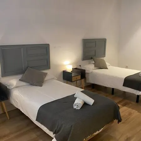 Deluxe * Sevilla
