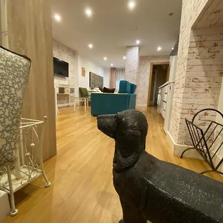 Apartment Palace