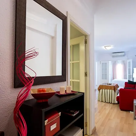 Cs Familias Junto A Plaza De San Marcos Apartment *