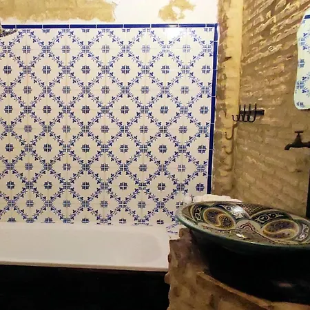 Homestay Dona Ines Barrio Santacruz Seville