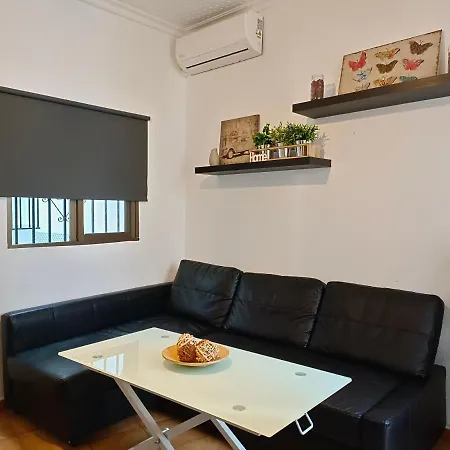 Bohemian & Catedral -parking Apartment Seville