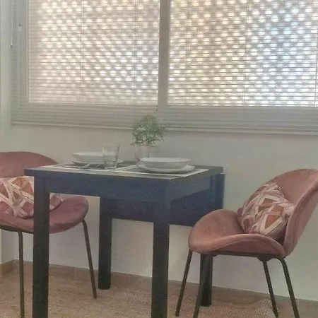 Encantador Estudio En Alameda De Hércules *