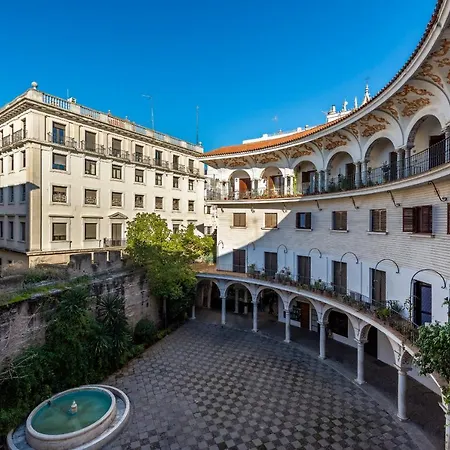 Genteel Cabildo Sevilla