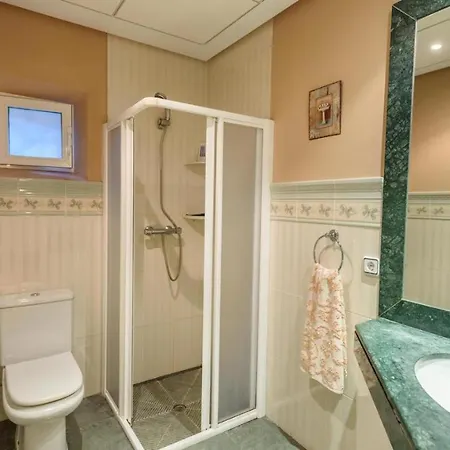 Casa Con Pista De Padel Castilblanco De Arroyos By Ruralidays Сasa de vacaciones *