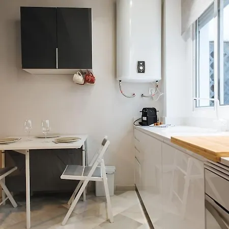 Apartment Ad2b Apartment, 300m From Cathedral With 2br Seville