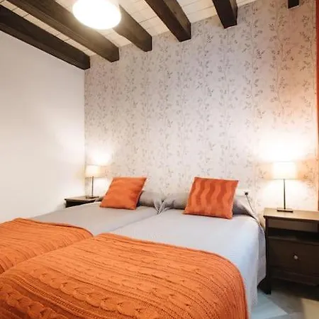 Apartment Ad2b Apartment, 300m From Cathedral With 2br Seville