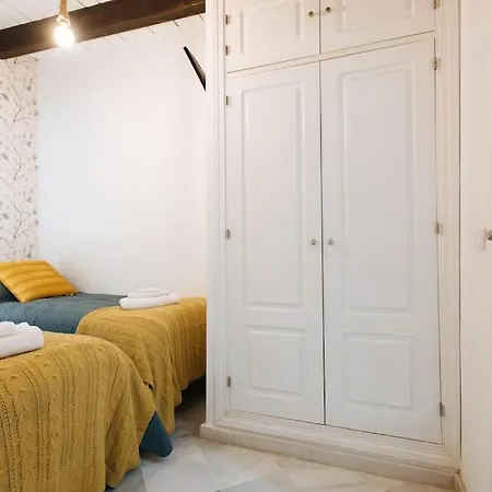 Ad2b Apartment, 300m From Cathedral With 2br Apartment Seville