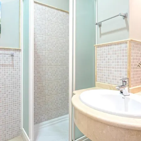 Genteel Vinuesa Apartamento Sevilla