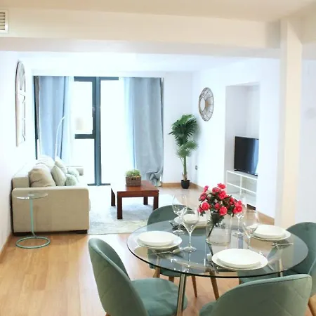 Ole - Albareda 24 Apartment