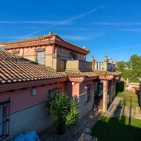 Casa Con Pista De Padel Castilblanco De Arroyos By Ruralidays *