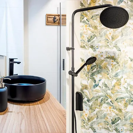Alohamundi Velarde Apartment Seville