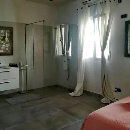 El Patio De San Bernardo Apartment Seville