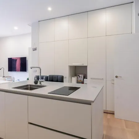 Holi-rent Padre Manjon Apartment Seville