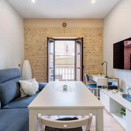 Holi-rent Padre Manjon Apartment Seville