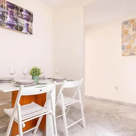 Ronda De Triana 45 Apartamento