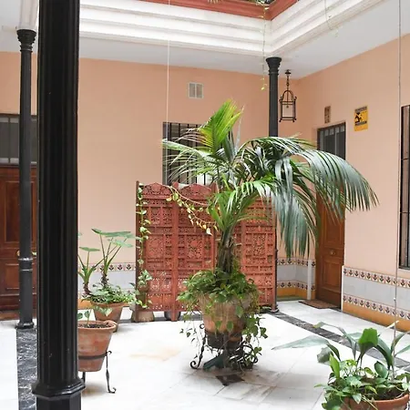 Apartment Descalzos Seville