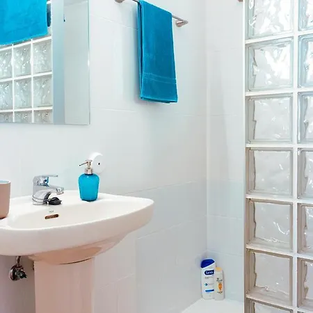 Triana Apartment *