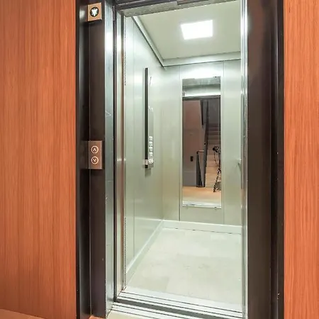 Uxama Luxury Penthouse En Triana - Terraza Y Parking Privados - Piscina *