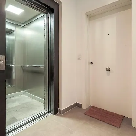 Uxama Luxury Penthouse En Triana - Terraza Y Parking Privados - Piscina * Seville