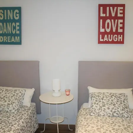 Apartment Triana Essence *