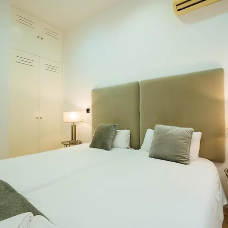 Homeyseville-amazing Views Cathedral Tomas De Ibarra - 8 Pax, Parking Optional *