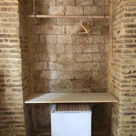 Privada E Independiente En Triana Seville