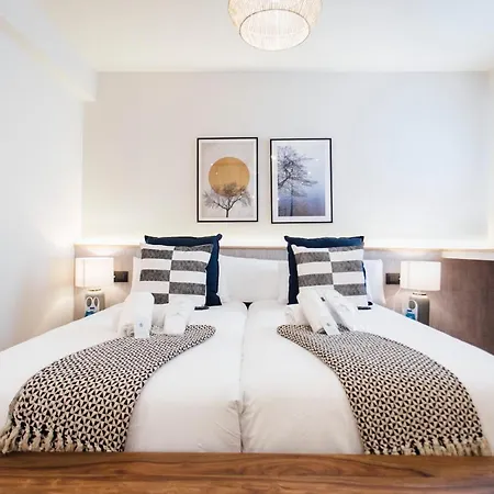 Apartment Modern And Luxury- 2bd 2bth- Socorro Seville
