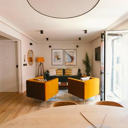 Modern And Luxury- 2bd 2bth- Socorro Seville