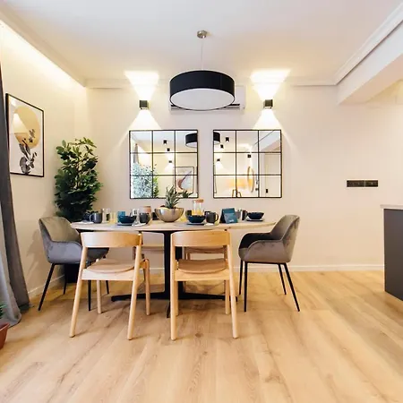 Apartment Modern And Luxury- 2bd 2bth- Socorro Seville