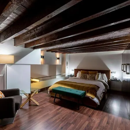 Fr26 Luxurious Apartment, 2 Minutes From Cathedral