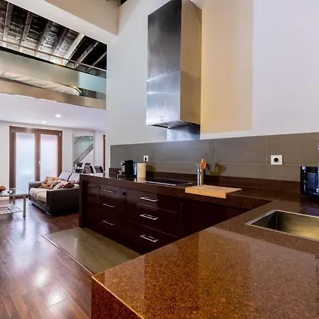 Fr26 Luxurious Apartment, 2 Minutes From Cathedral