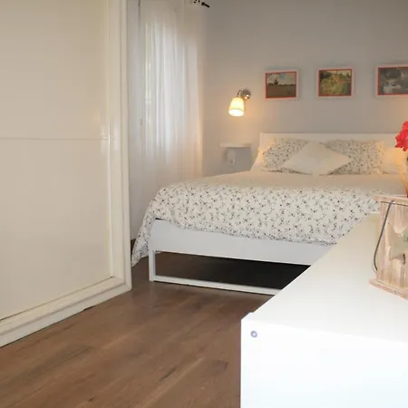 Triana Essence Apartment Seville