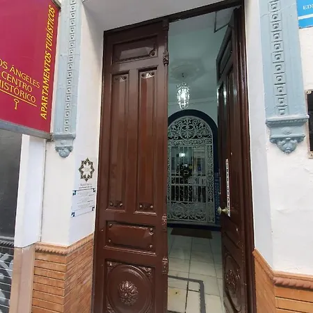 Angeles Apartment