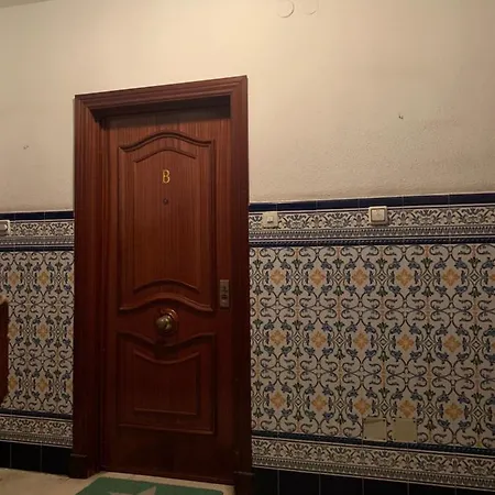 Piso Muralla Macarena *