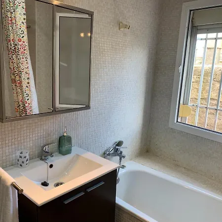 Apartamento Piso Muralla Macarena