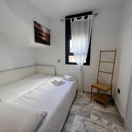 Atico San Bernardo Terraza Y Parking Incluido Seville