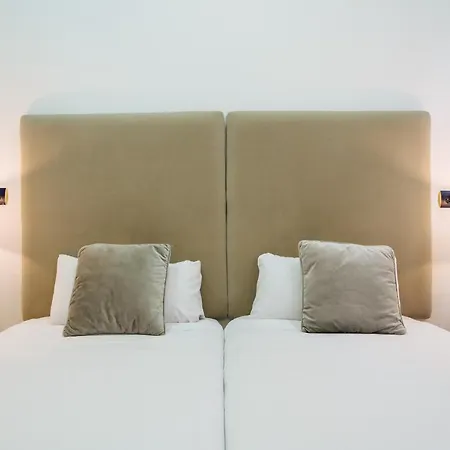 Homeyseville-amazing Views Cathedral Tomas De Ibarra - 8 Pax, Parking Optional Seville