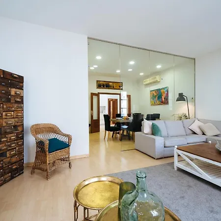Apartment Homeyseville-amazing Views Cathedral Tomas De Ibarra - 8 Pax, Parking Optional
