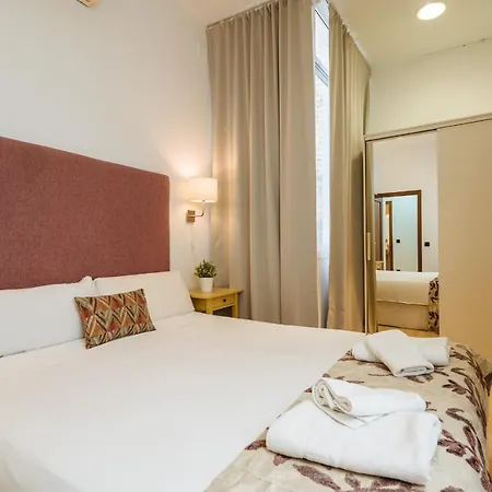 Apartment Homeyseville-amazing Views Cathedral Tomas De Ibarra - 8 Pax, Parking Optional *