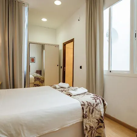 Homeyseville-amazing Views Cathedral Tomas De Ibarra - 8 Pax, Parking Optional Séville