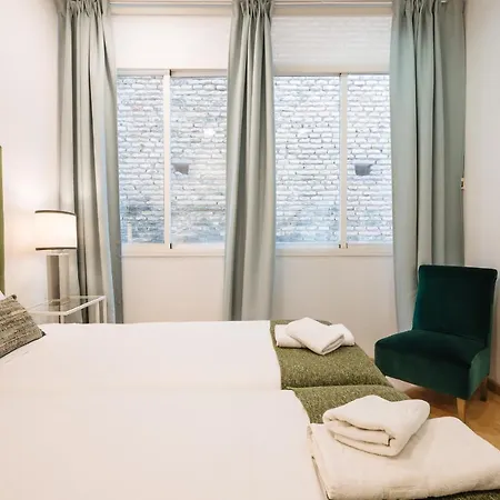 Homeyseville-amazing Views Cathedral Tomas De Ibarra - 8 Pax, Parking Optional Apartment *