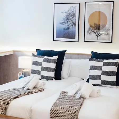 Modern And Luxury- 2bd 2bth- Socorro * Seville