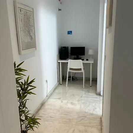 The Spot 2* Σεβίλλη
