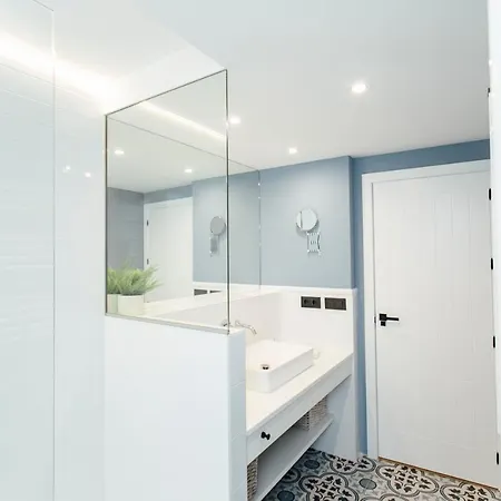 Modern And Luxury- 2bd 2bth- Socorro