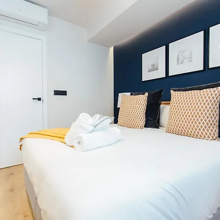 Modern And Luxury- 2bd 2bth- Socorro Seville