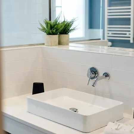 Modern And Luxury- 2bd 2bth- Socorro